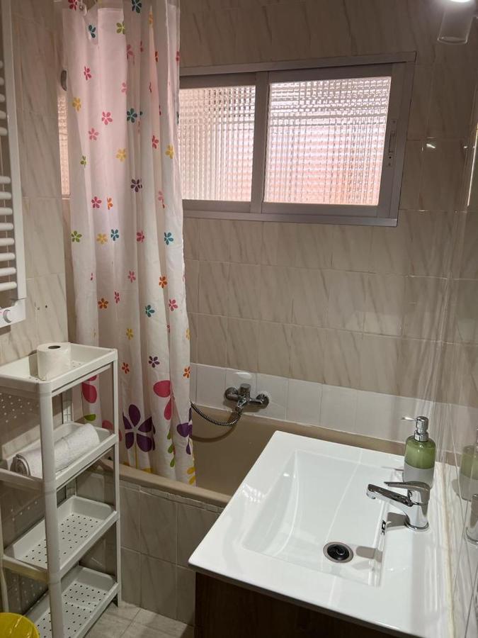 C8 Comodo Piso De 3 Habitaciones Cerca Del Centro De Madrid Exteriör bild